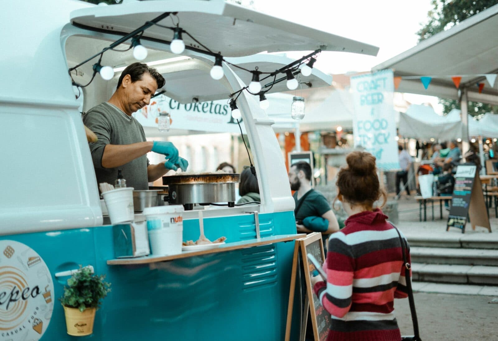 Ein Food Truck mit Crêpes